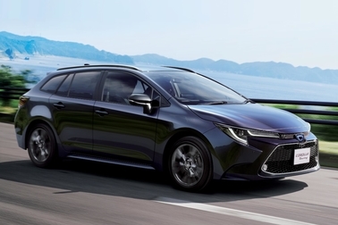 新車情報_カローラツーリング (2)