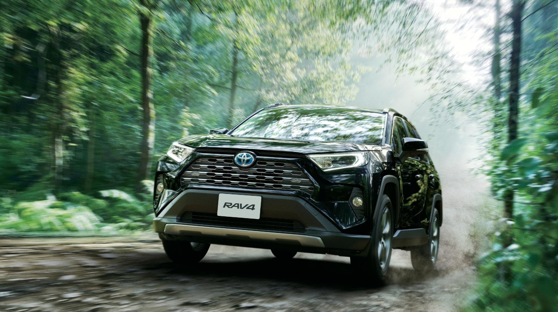 新型RAV4で採用された新4WDシステムって何？  トヨタモビリティ東京 