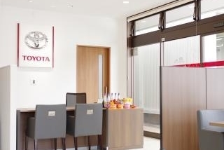 GAZOO_U-Car成城世田谷通り店_店内2