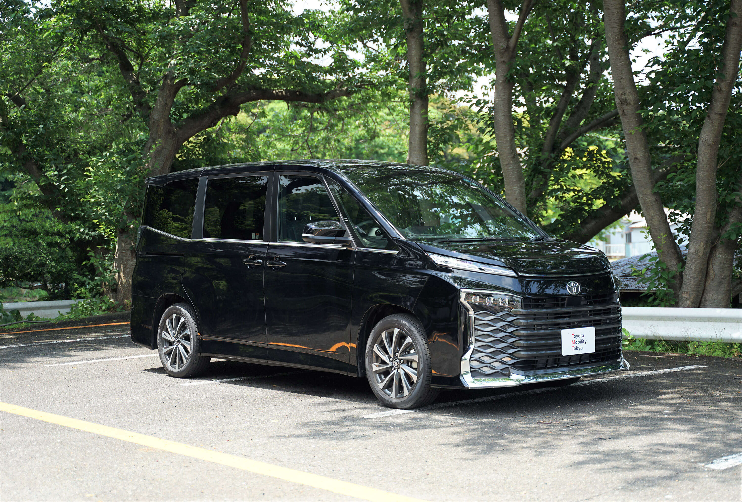 仲間と車中泊キャンプ 東京からヴォクシー シエンタで三浦半島へ トヨタモビリティ東京