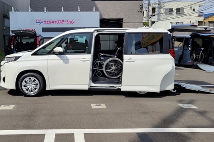 ノア_Xグレード(ガソリン)_車いす仕様車タイプⅠ「車いす1名仕様」