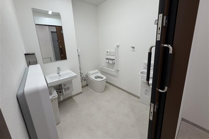 14H　谷原目白通り店