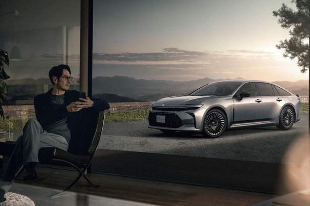 【モデル入り素材】Z（ハイブリッド車）