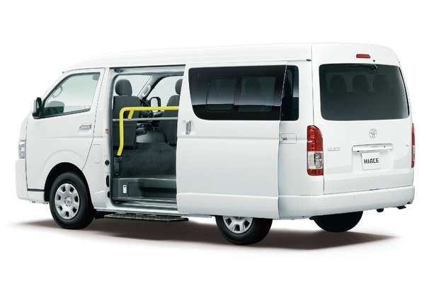 “ウェルジョイン” 4WD・2700ガソリン ロング・ワイドボディ ボディカラーはホワイト〈058〉