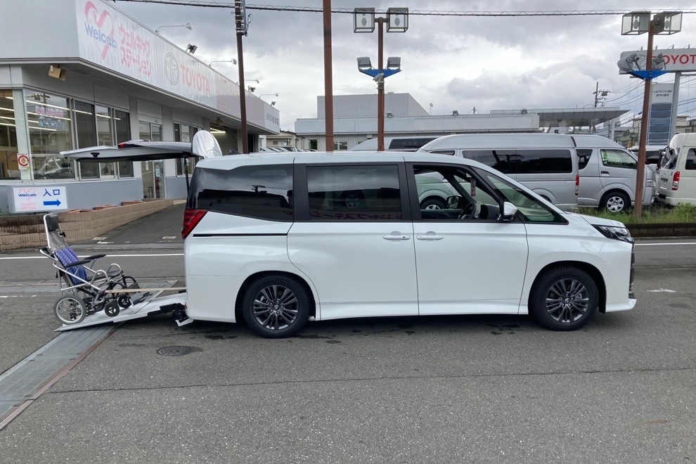展示車両