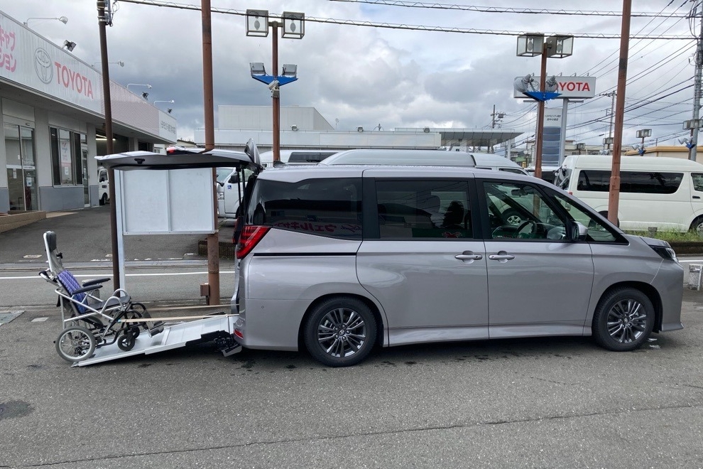 展示車両