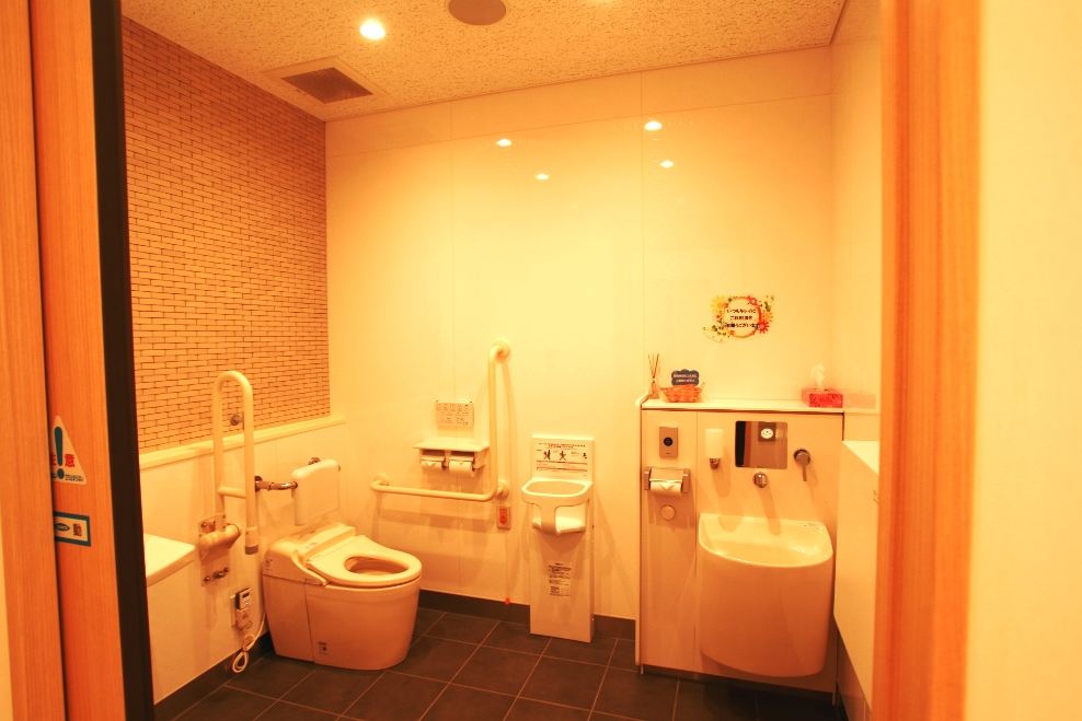 広々多目的トイレです
