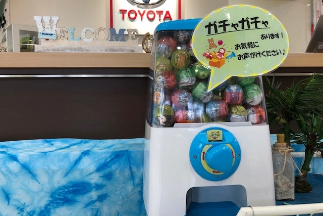 ガチャガチャ