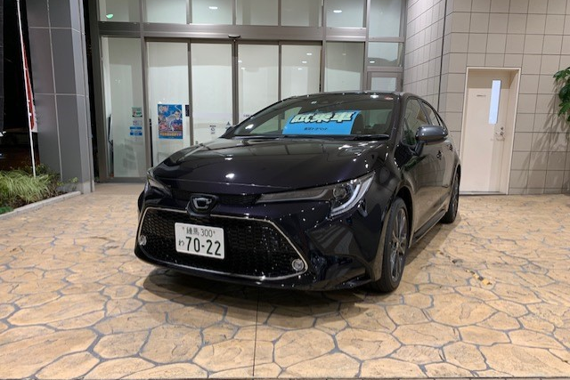 新型カローラセダン試乗車