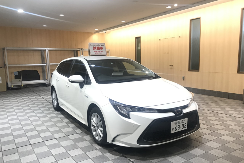 新型カローラ