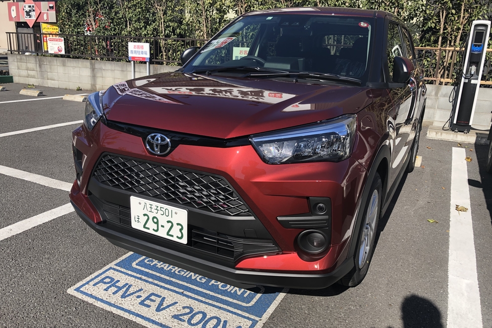 shop_49A_試乗車RAIZE