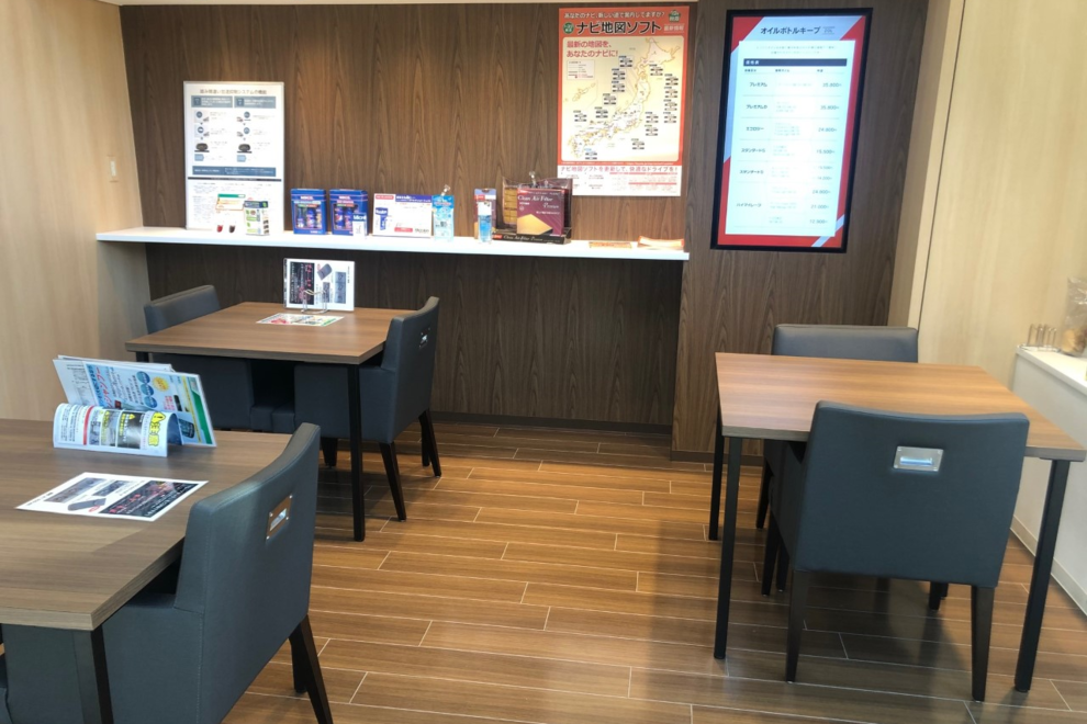 小岩店(旧:東京トヨタ小岩店)キッズルーム1