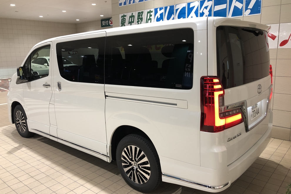 09B G ACE 4