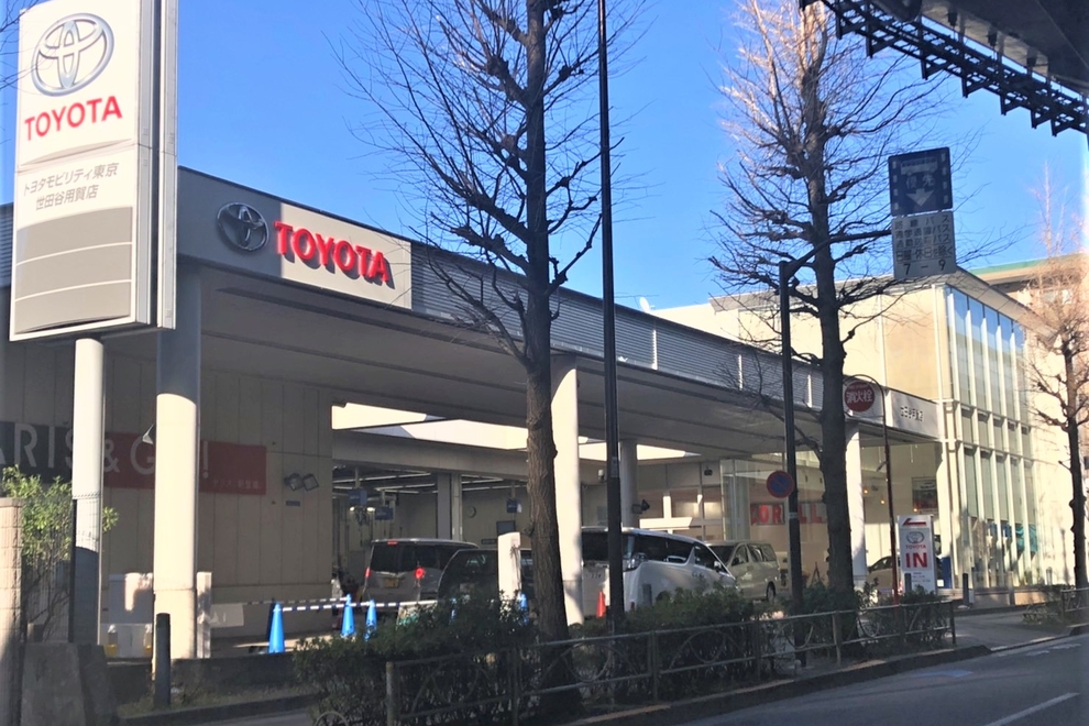 店舗横