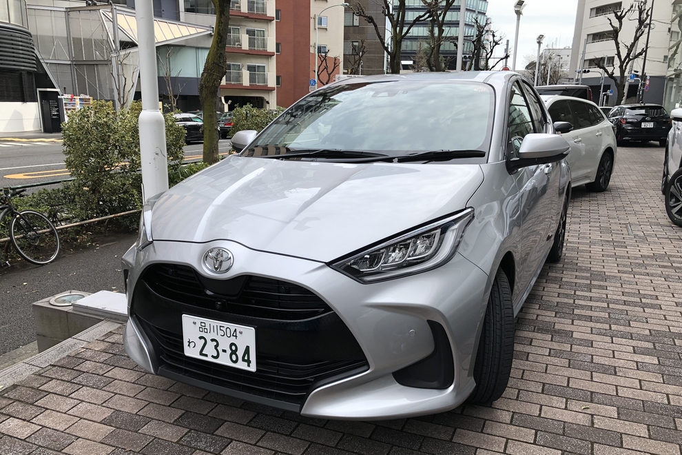 shop_040_yaris