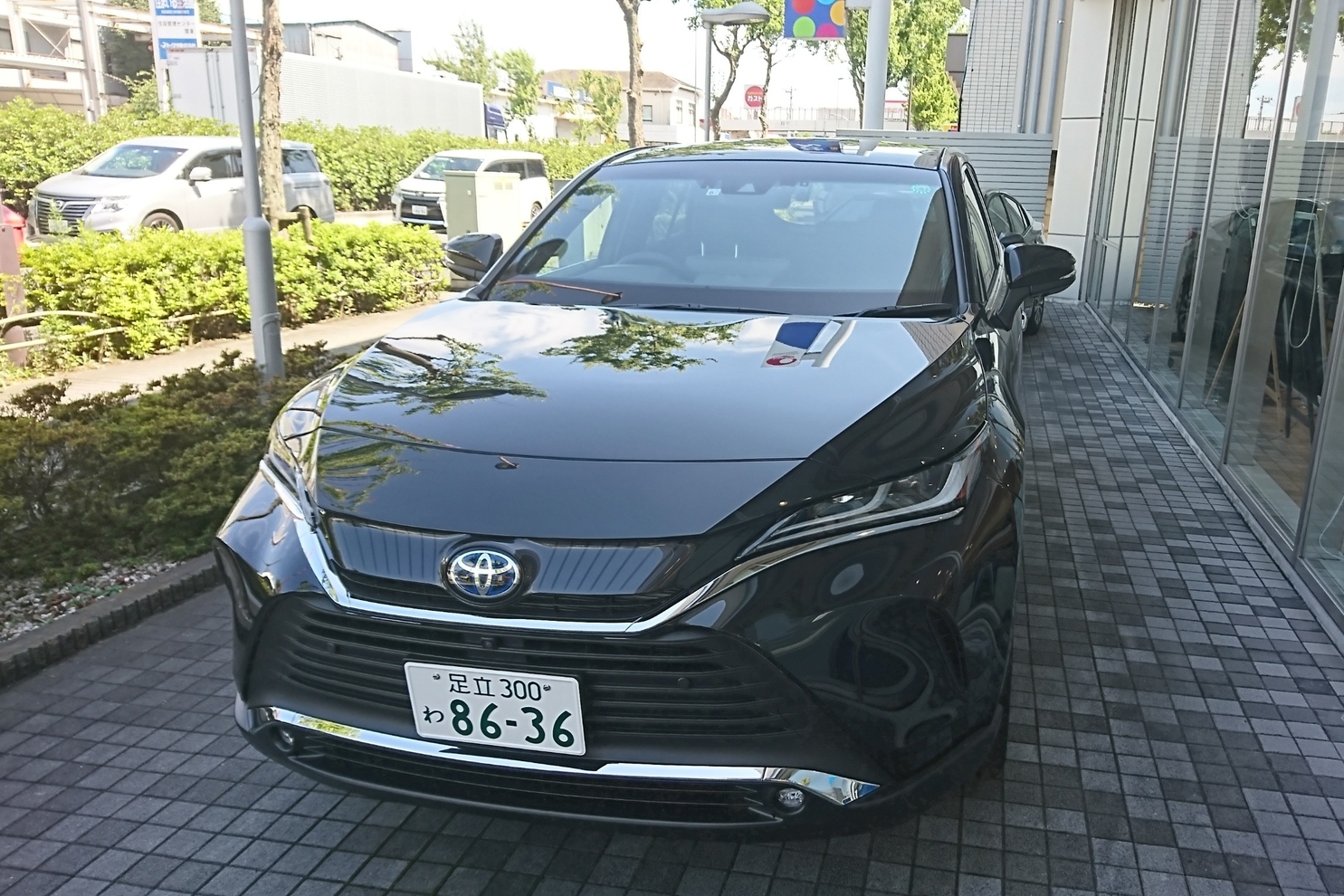 ハリアー 試乗車来ました!