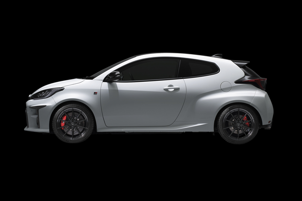 NO.6__GR-YARIS_Side_1st_Highperformance_040