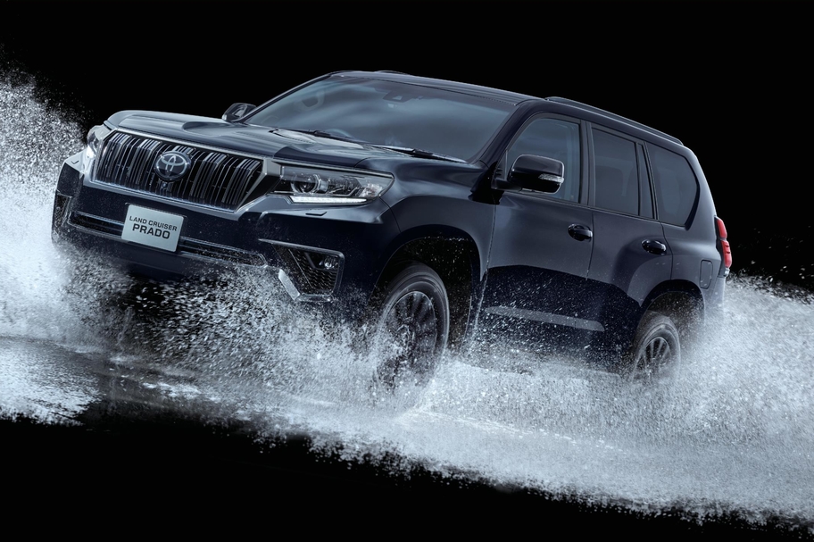 特別仕様車TX“Lパッケージ・Black Edition”(2.8Lディーゼル車7人乗り)