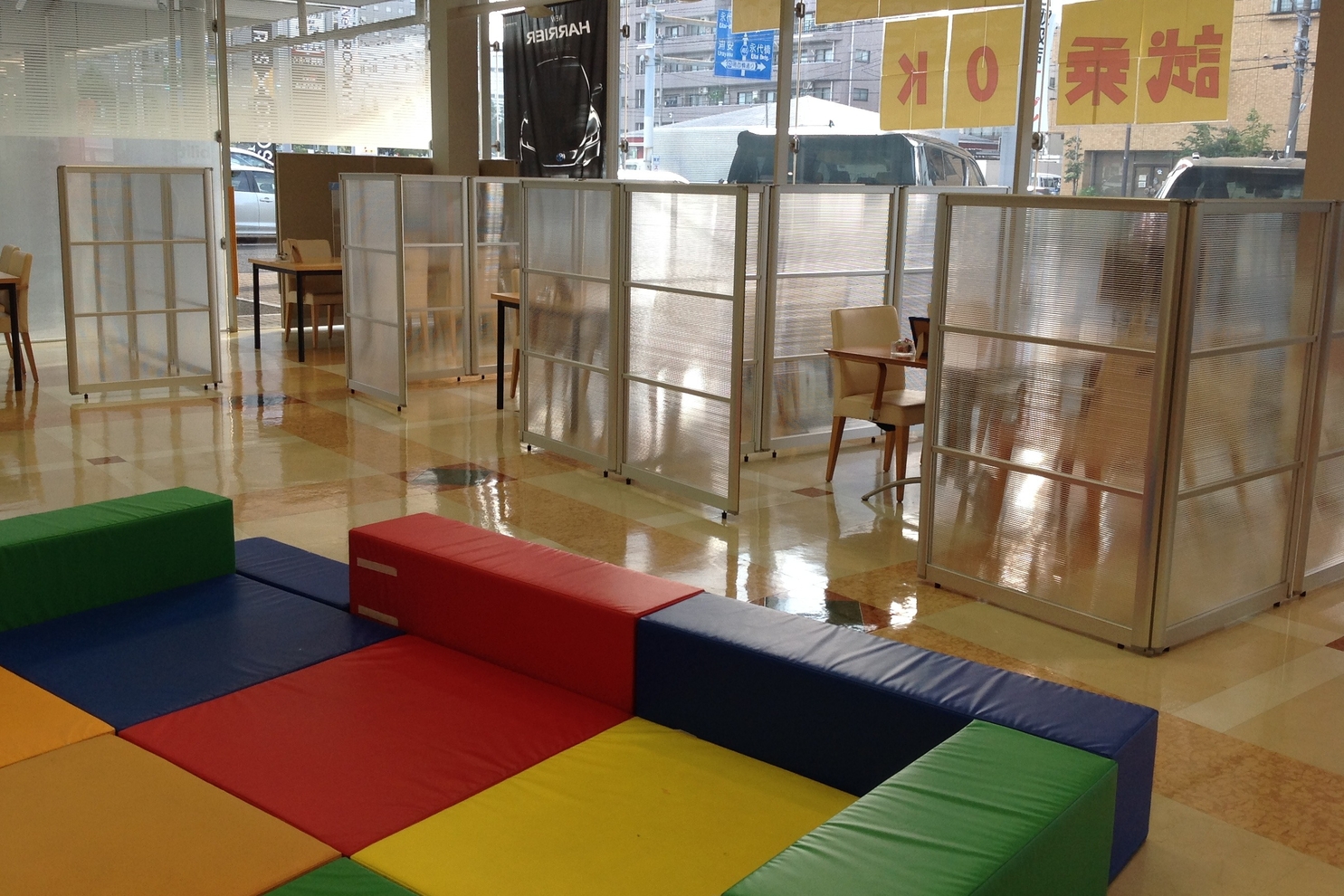 深川北店商談テーブル