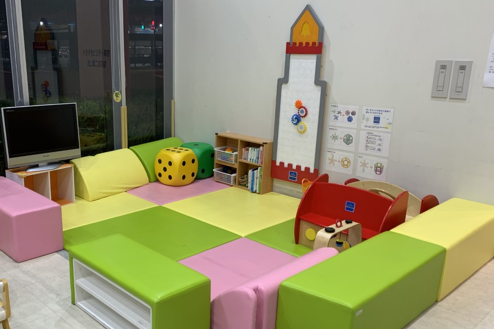 shop_05E_池上第二京浜店キッズコーナー