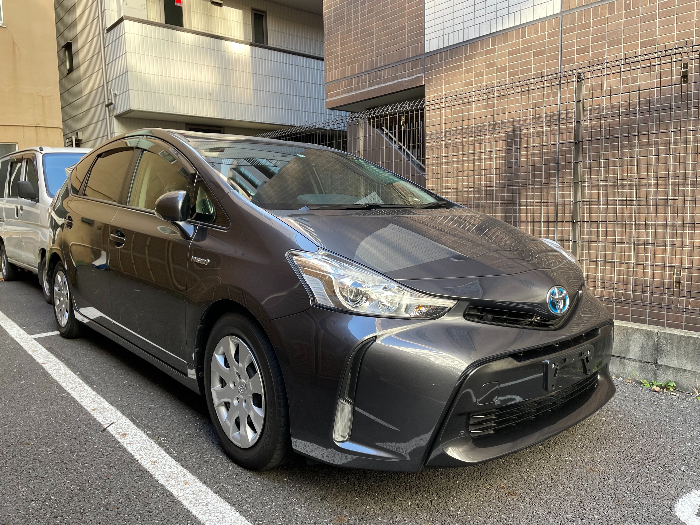 中古車 プリウスアルファ 入荷致しました 中古車 プリウスアルファ 入荷致しました