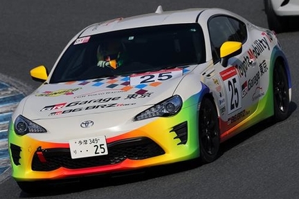 86 25号車