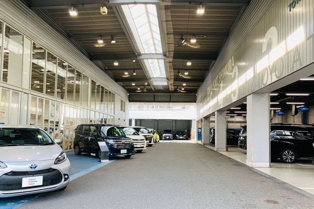 ショールームと工場