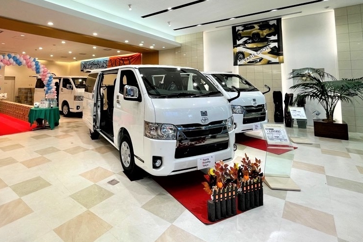 展示車