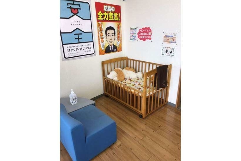 小平津田店(旧:東京カローラ小平津田店)ベビーシート