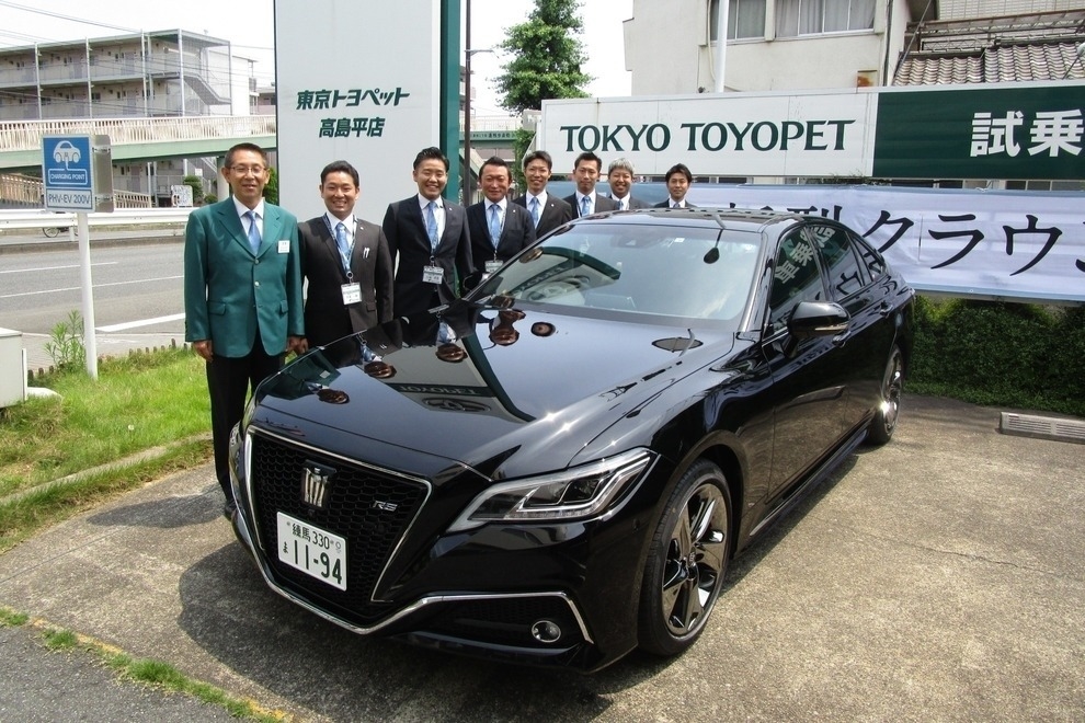 高島平店(旧:東京トヨペット高島平店)集合写真2