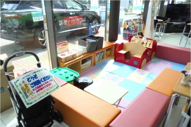 東村山青葉店(旧:東京トヨペット東村山青葉店)キッズルーム